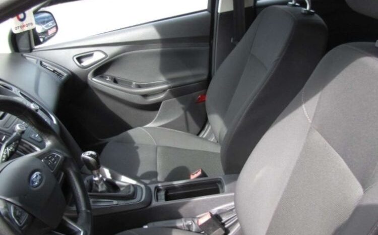 FORD Focus  | FWD (przód) | Manualna | 95 KM | Brązowy full