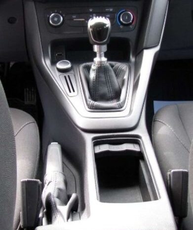 FORD Focus  | FWD (przód) | Manualna | 95 KM | Brązowy full