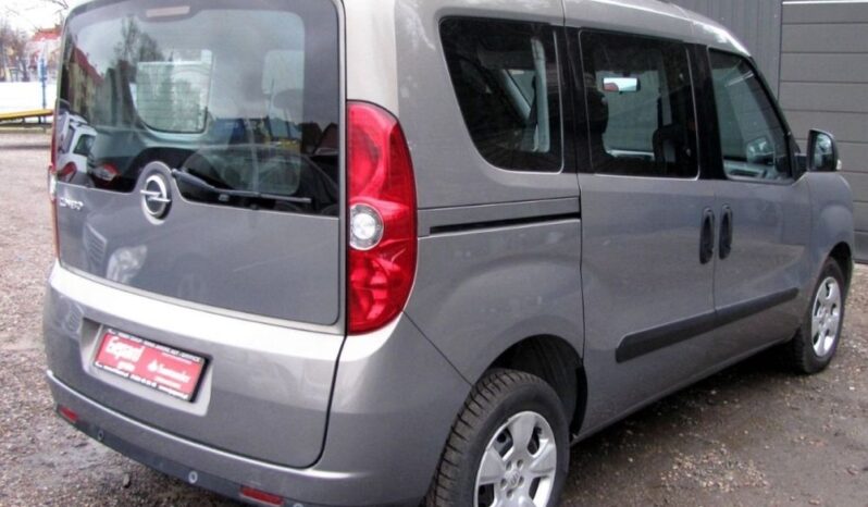 OPEL Combo | FWD (przód) | Manualna | 95 KM | Szary full