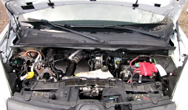 RENAULT Kangoo  | FWD (przód) | Manualna | 90 KM | Biały full