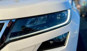 SKODA Kodiaq  | FWD (przód) | Manualna | 150 KM | Biały full