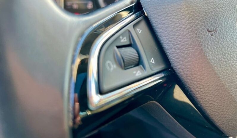 SKODA Kodiaq  | FWD (przód) | Manualna | 150 KM | Biały full