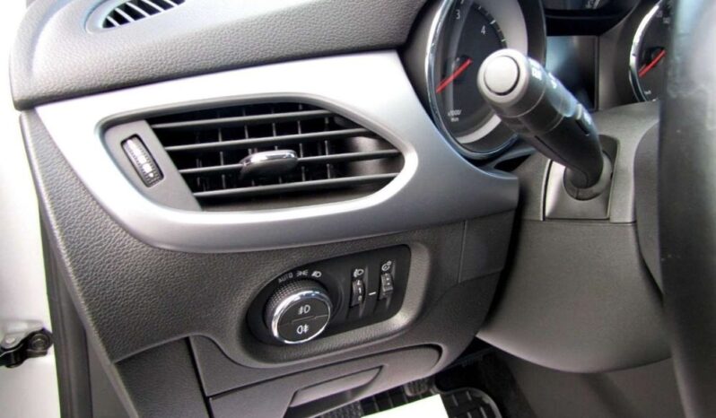 OPEL Astra | FWD (przód) | Manualna | 122 KM | Srebrny full