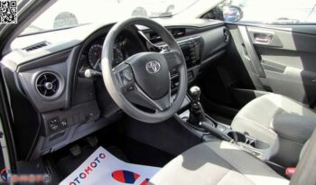 TOYOTA Auris  | FWD (przód) | Manualna | 99 KM | Szary full