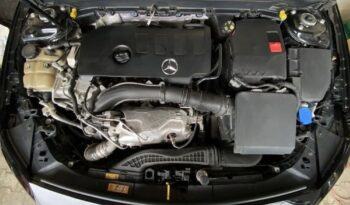 MERCEDES-BENZ Klasa A | 4×4 (doł. automatycznie) | Automatyczna | 218 KM | Czarny full