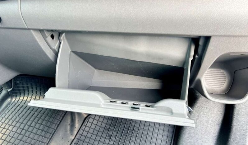 FORD Transit Custom  | FWD (przód) | Manualna | 130 KM | Biały full