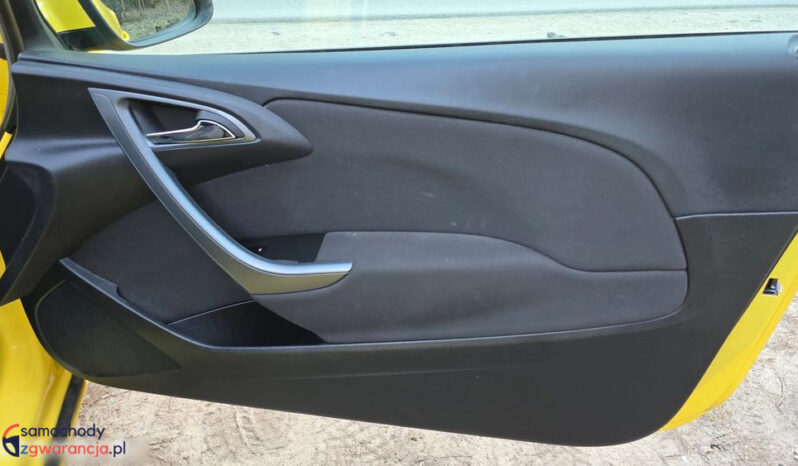 OPEL Astra | FWD (przód) | Manualna | 180 KM | Żółty full