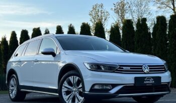VOLKSWAGEN   Passat     190 KM    Automatyczna    4×4 (stały)    Biały full