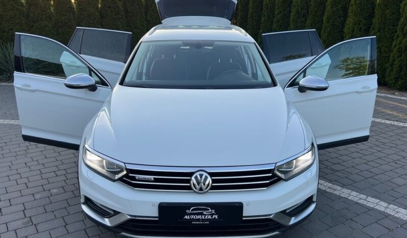 VOLKSWAGEN   Passat     190 KM    Automatyczna    4×4 (stały)    Biały full