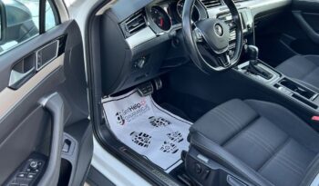 VOLKSWAGEN   Passat     190 KM    Automatyczna    4×4 (stały)    Biały full