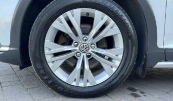 VOLKSWAGEN   Passat     190 KM    Automatyczna    4×4 (stały)    Biały full
