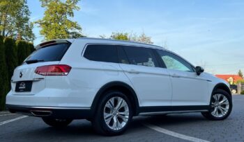 VOLKSWAGEN   Passat     190 KM    Automatyczna    4×4 (stały)    Biały full