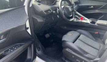 PEUGEOT   3008     165 KM    Automatyczna    FWD (przód)    Biały full