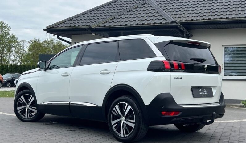 PEUGEOT   5008     130 KM    Automatyczna    FWD (przód)    Biały full