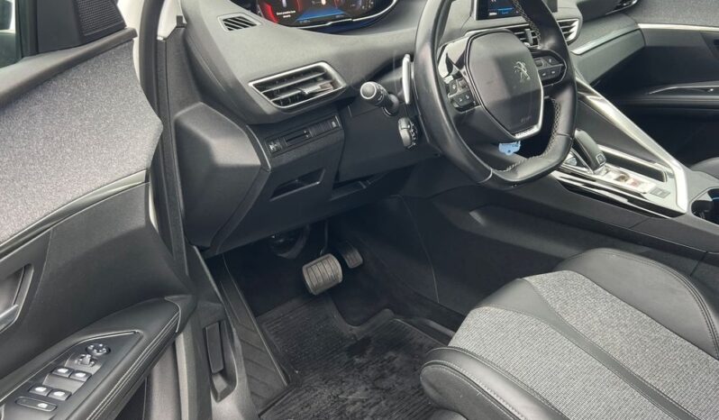 PEUGEOT   5008     130 KM    Automatyczna    FWD (przód)    Biały full