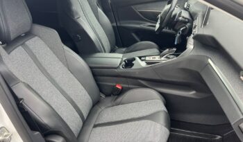 PEUGEOT   5008     130 KM    Automatyczna    FWD (przód)    Biały full