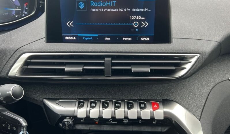 PEUGEOT   5008     130 KM    Automatyczna    FWD (przód)    Biały full