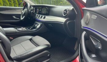MERCEDES-BENZ   Klasa E    194 KM    Automatyczna    RWD (tył)    Bordowy full
