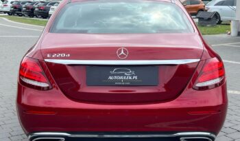 MERCEDES-BENZ   Klasa E    194 KM    Automatyczna    RWD (tył)    Bordowy full