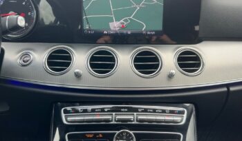 MERCEDES-BENZ   Klasa E    194 KM    Automatyczna    RWD (tył)    Bordowy full