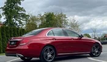 MERCEDES-BENZ   Klasa E    194 KM    Automatyczna    RWD (tył)    Bordowy full