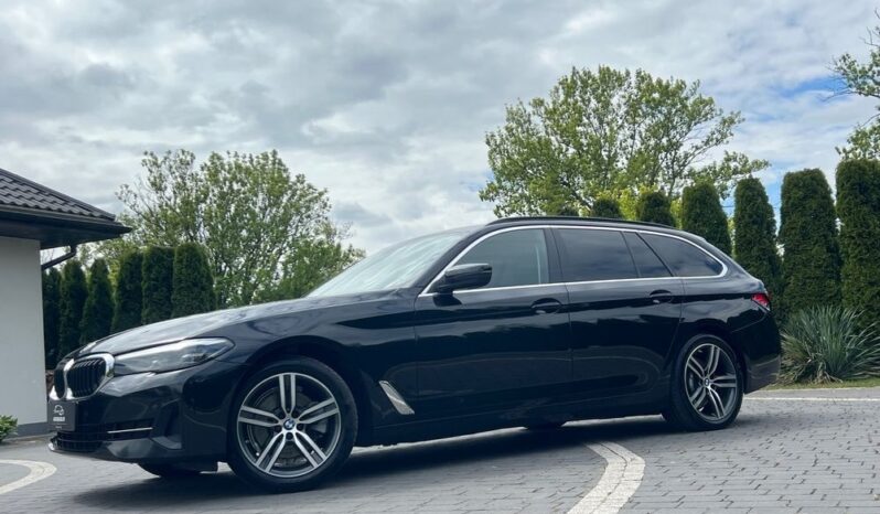 BMW   Seria 5    190 KM    Automatyczna    RWD (tył)    Czarny full