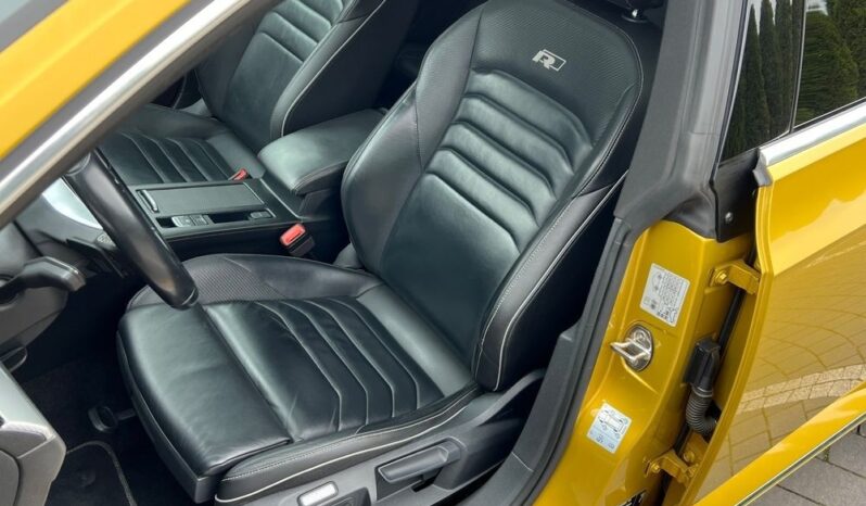 VOLKSWAGEN   Arteon     190 KM    Automatyczna    FWD (przód)    Złoty full