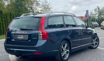 VOLVO   V50     115 KM    Manualna    FWD (przód)    Niebieski full