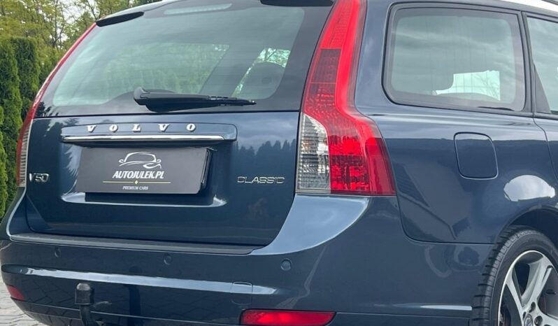 VOLVO   V50     115 KM    Manualna    FWD (przód)    Niebieski full