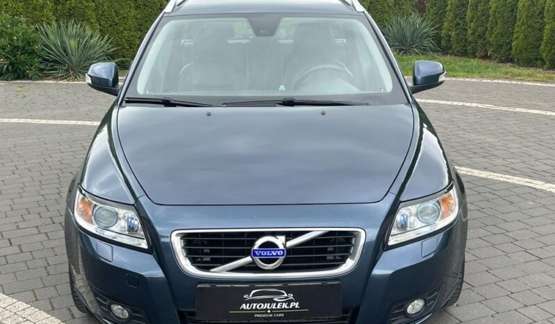 VOLVO   V50     115 KM    Manualna    FWD (przód)    Niebieski full