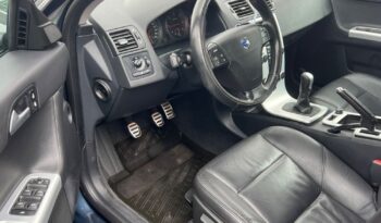 VOLVO   V50     115 KM    Manualna    FWD (przód)    Niebieski full