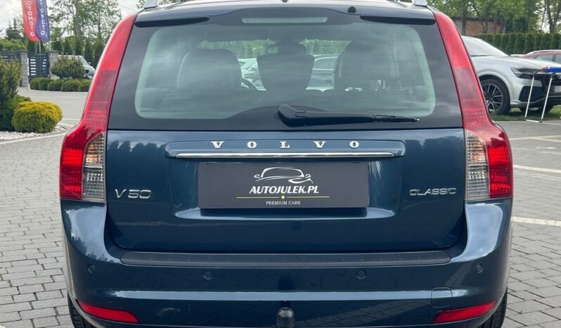 VOLVO   V50     115 KM    Manualna    FWD (przód)    Niebieski full