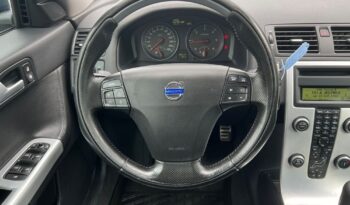 VOLVO   V50     115 KM    Manualna    FWD (przód)    Niebieski full