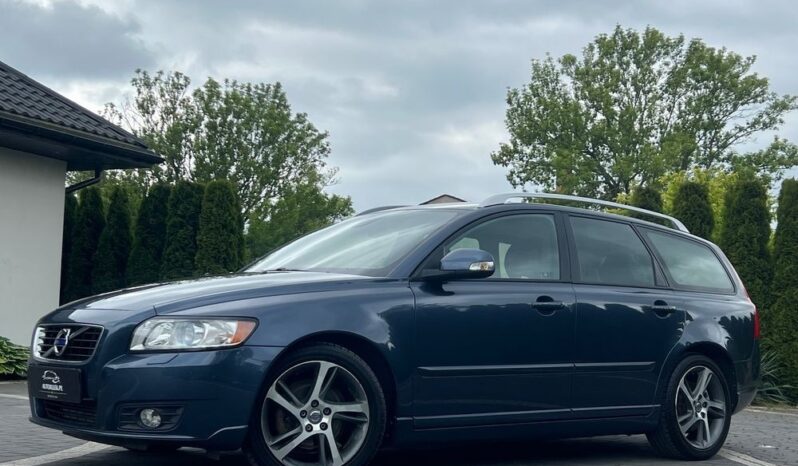 VOLVO   V50     115 KM    Manualna    FWD (przód)    Niebieski full