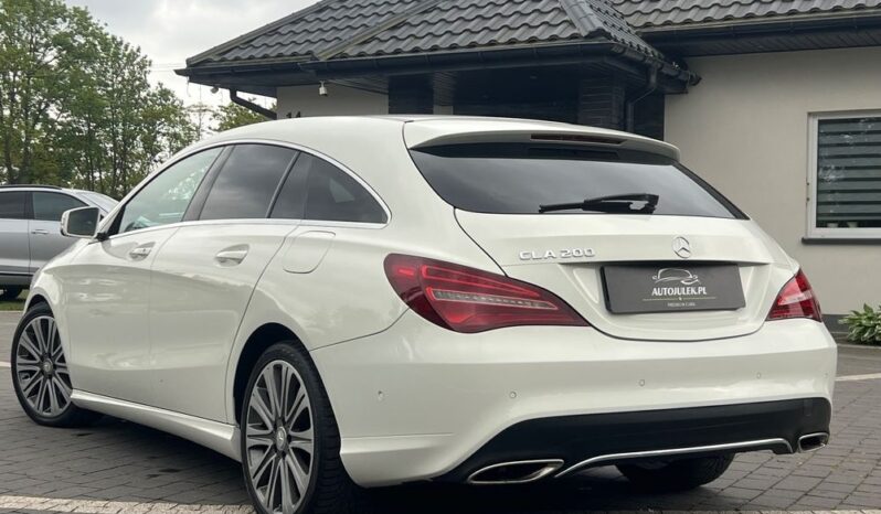 MERCEDES-BENZ   CLA     156 KM    Automatyczna    FWD (przód)    Biały full