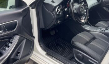 MERCEDES-BENZ   CLA     156 KM    Automatyczna    FWD (przód)    Biały full