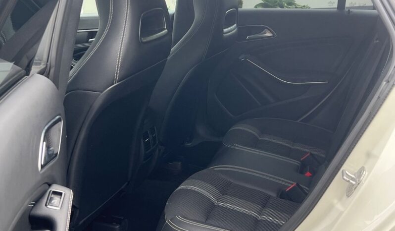MERCEDES-BENZ   CLA     156 KM    Automatyczna    FWD (przód)    Biały full