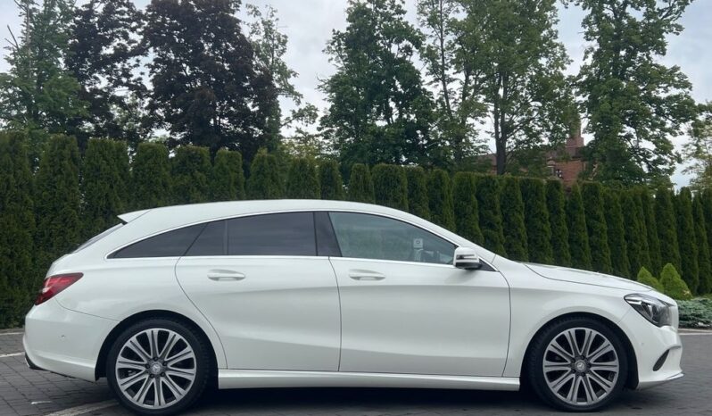 MERCEDES-BENZ   CLA     156 KM    Automatyczna    FWD (przód)    Biały full
