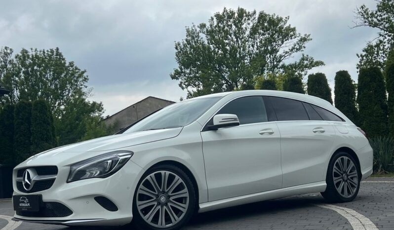 MERCEDES-BENZ   CLA     156 KM    Automatyczna    FWD (przód)    Biały full
