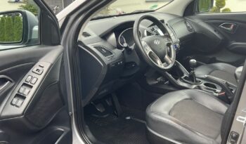 HYUNDAI   ix35     116 KM    Manualna    FWD (przód)    Szary full