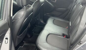 HYUNDAI   ix35     116 KM    Manualna    FWD (przód)    Szary full