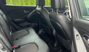 HYUNDAI   ix35     116 KM    Manualna    FWD (przód)    Szary full