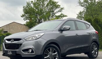HYUNDAI   ix35     116 KM    Manualna    FWD (przód)    Szary full