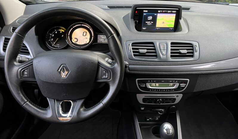 RENAULT Megane  | FWD (przód) | Manualna | 110 KM | Srebrny full