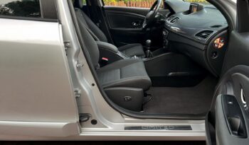 RENAULT Megane  | FWD (przód) | Manualna | 110 KM | Srebrny full