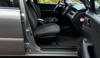 KIA Sportage  | FWD (przód) | Manualna | 142 KM | Szary full