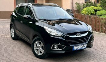 HYUNDAI ix35  | FWD (przód) | Manualna | 114 KM | Czarny full