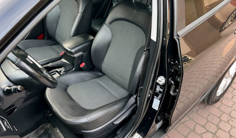 HYUNDAI ix35  | FWD (przód) | Manualna | 114 KM | Czarny full