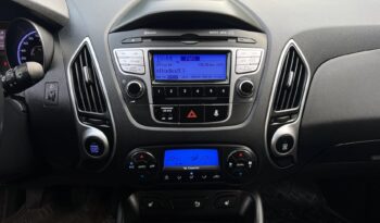 HYUNDAI ix35  | FWD (przód) | Manualna | 114 KM | Czarny full
