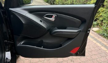 HYUNDAI ix35  | FWD (przód) | Manualna | 114 KM | Czarny full